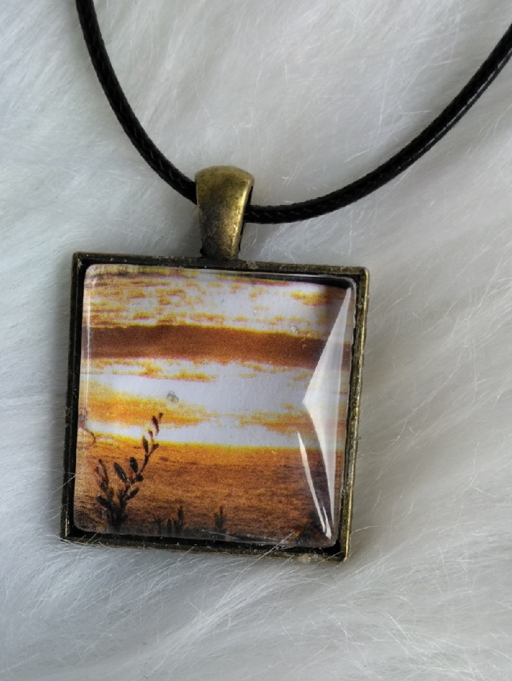 Sunset Square Pendant Necklace - Bronze Frame - Unbranded